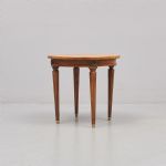 1228 6411 LAMP TABLE